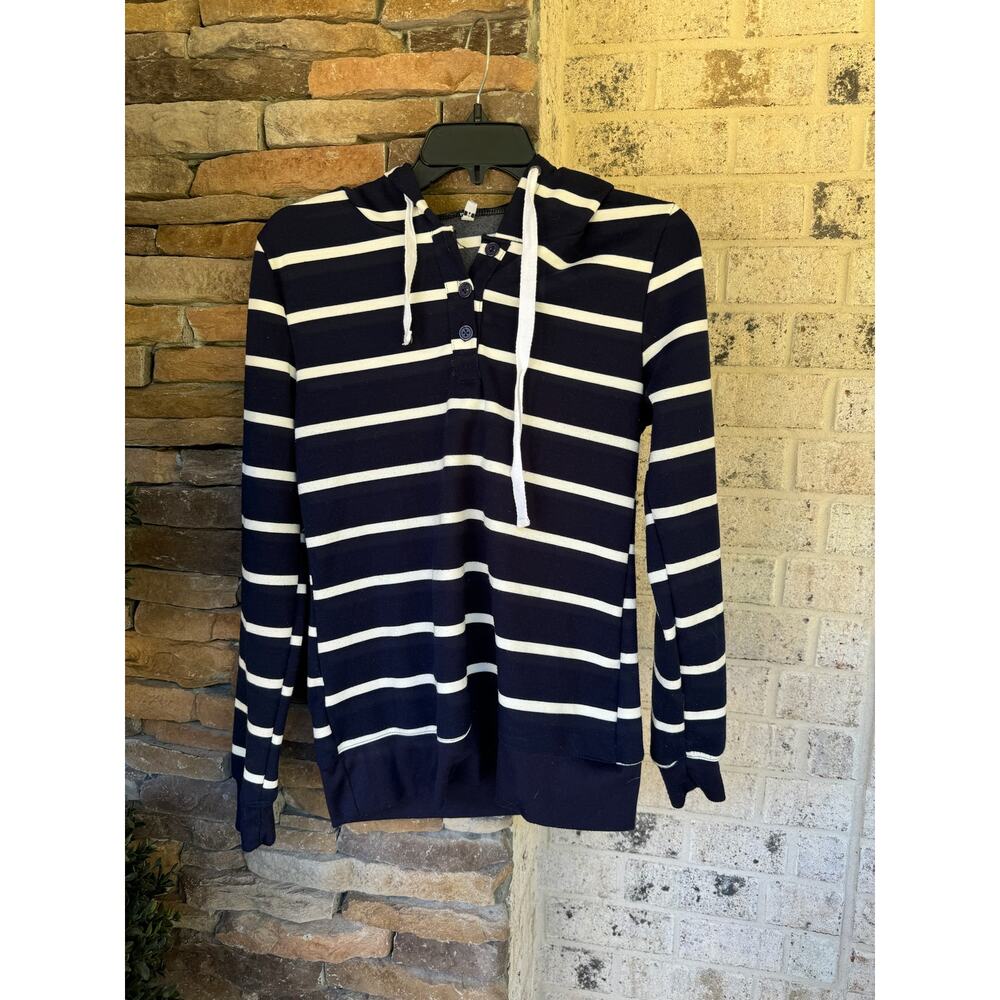 Boutique Hoodie-Size Medium - Picture 1 of 4